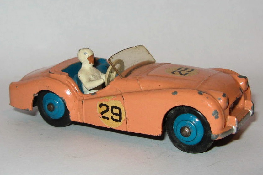 111 TRIUMPH TR2.jpg